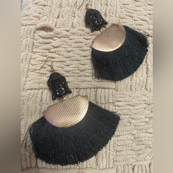 Buddha black noir fringe thread fan bohemian zen earrings meditation tranquility - Picture 1 of 4